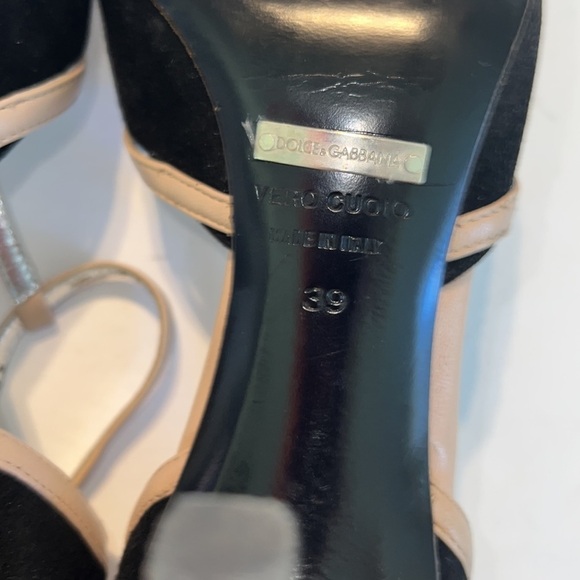DOLCE AND GABBANA T-STRAP HEELS SZ 39 BLACK SUEDE CREAM SMOOTH LEATHER LUXURY - Picture 6 of 11